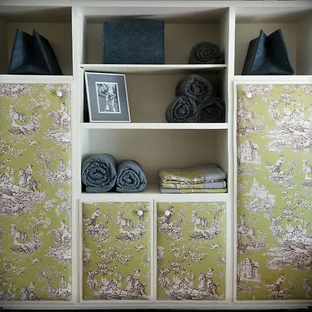 Charming Family Nest In Citta' Studi 公寓 *